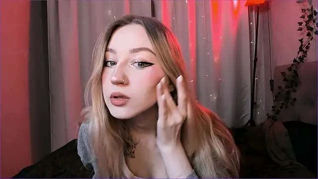 Snapshot of margorazentals chatting on March 2026 08:45:02 PM margorazentals online show from March 2026 08:45:02 PM