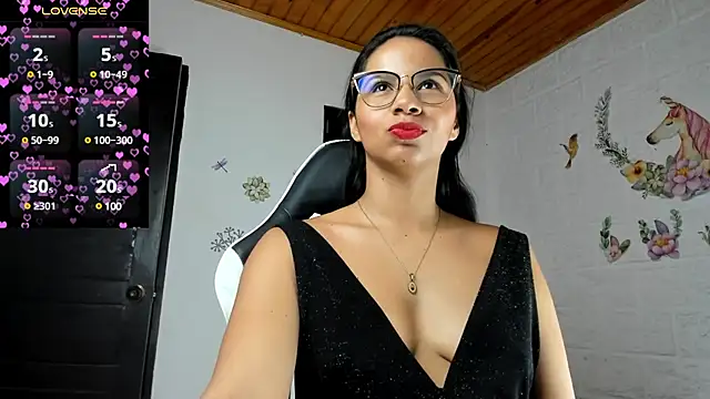 alisson hoffman05 online show from March 2025 03:12:02 PM