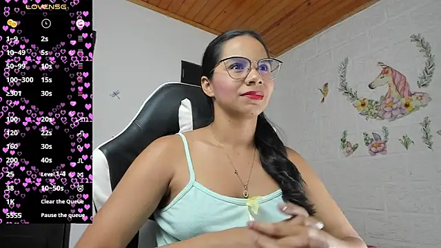 Snapshot of alisson_hoffman05 chatting on May 2026 11:03:02 PM alisson hoffman05 online show from May 2026 11:03:02 PM