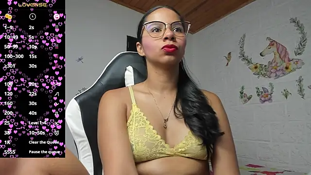 Snapshot of alisson_hoffman05 chatting on June 2026 09:49:01 PM alisson hoffman05 online show from June 2026 09:49:01 PM
