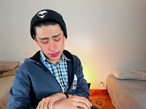 steve  gray online show from February 2025 03:21:01 PM