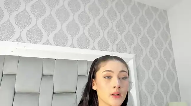 Snapshot of meloddy_parker chatting on February 2025 11:39:02 AM meloddy parker online show from February 2025 11:39:02 AM
