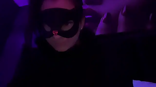 Loveblackzilla online show from February 2025 08:07:02 PM