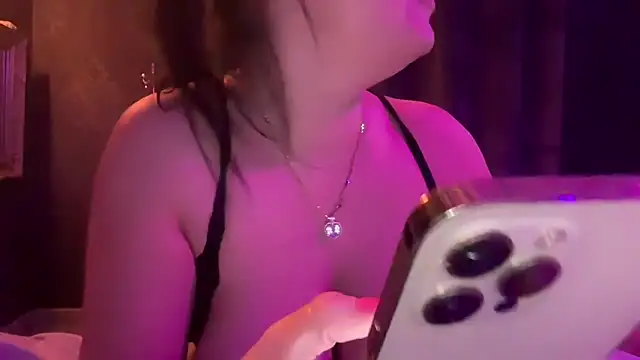 Loveblackzilla online show from March 2025 11:46:01 PM