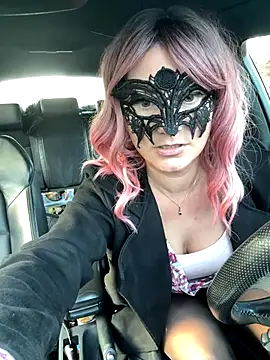 Loveblackzilla online show from November 2025 01:01:01 PM