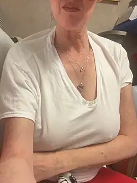 Snapshot of goddesspaigefox chatting on November 2025 05:29:02 AM goddesspaigefox online show from November 2025 05:29:02 AM