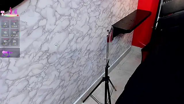 Snapshot of IVISBOUNCYASS chatting on November 2025 12:27:01 PM IVISBOUNCYASS online show from November 2025 12:27:01 PM