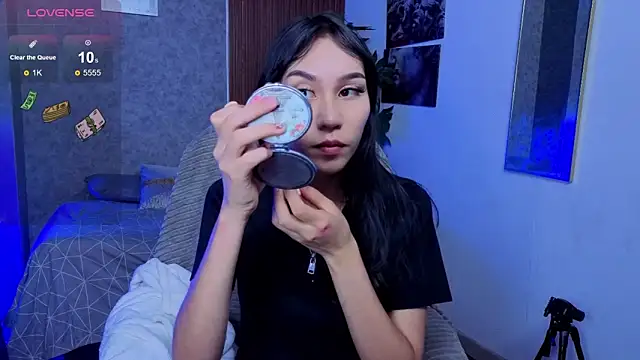 Snapshot of Miaa_Lee7 chatting on May 2026 08:40:02 PM Miaa Lee7 online show from May 2026 08:40:02 PM