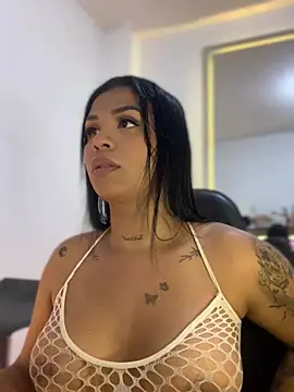 Snapshot of tinalove7 chatting on April 2026 10:47:02 PM tinalove7 online show from April 2026 10:47:02 PM