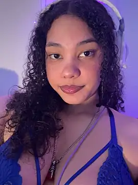 tastylolaaa online show from June 2026 10:43:02 PM
