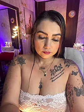 Madissonlove 1 online show from July 2026 11:52:02 PM