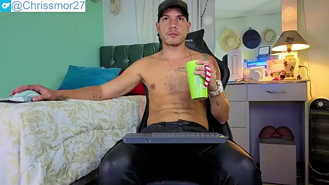 Chrissken online show from October 2025 01:33:02 AM