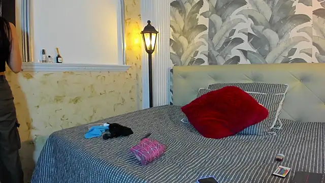 Sami Evanns online show from March 2025 09:29:02 AM