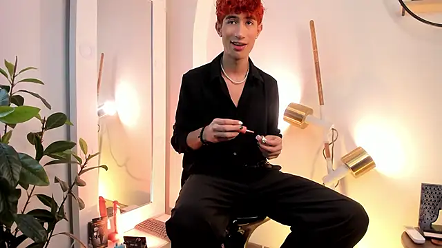 NovaaWheler online show from March 2025 05:00:02 AM