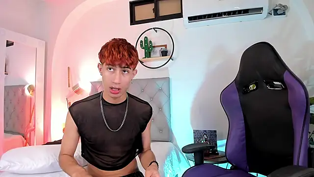 NovaaWheler online show from March 2025 08:07:02 AM