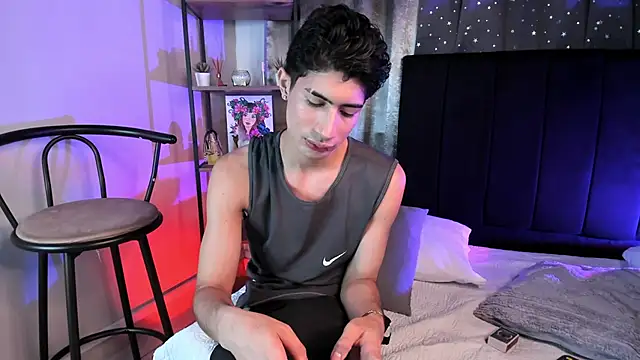 NovaaWheler online show from October 2025 07:10:02 PM