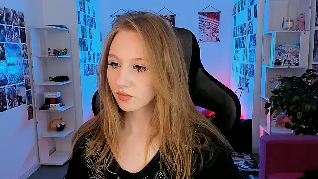 DariaTate online show from February 2026 12:04:01 PM