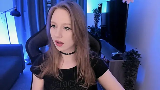 Snapshot of DariaTate chatting on March 2026 10:43:02 AM DariaTate online show from March 2026 10:43:02 AM