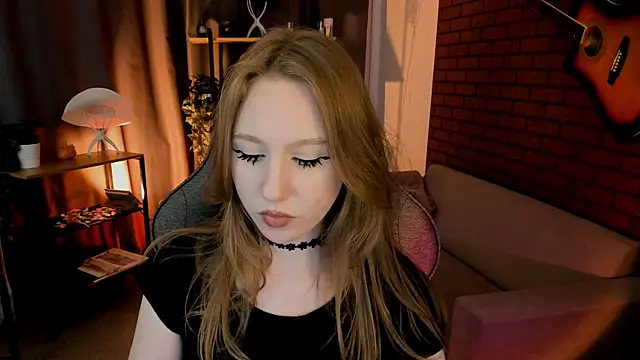 Snapshot of DariaTate chatting on April 2026 08:56:02 AM DariaTate online show from April 2026 08:56:02 AM