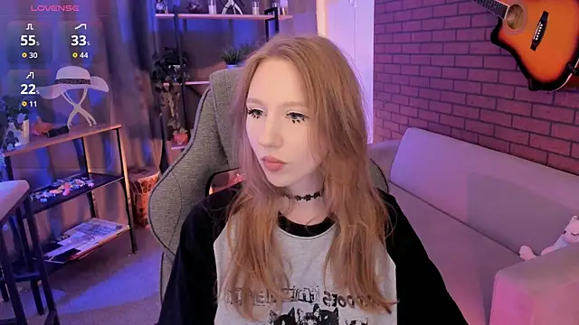 DariaTate online show from July 2026 01:10:02 PM