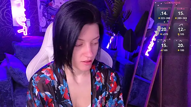 Snapshot of roxy_riot_ chatting on March 2026 01:28:01 AM roxy riot online show from March 2026 01:28:01 AM