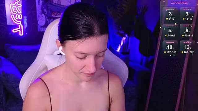 Snapshot of roxy_riot_ chatting on April 2026 01:38:01 AM roxy riot online show from April 2026 01:38:01 AM