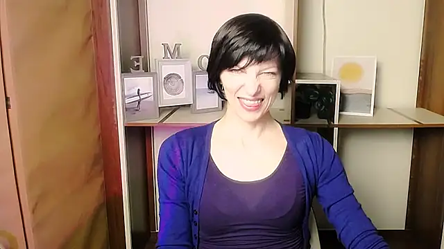  AngeliaFlow  online show from January 2026 08:31:02 AM