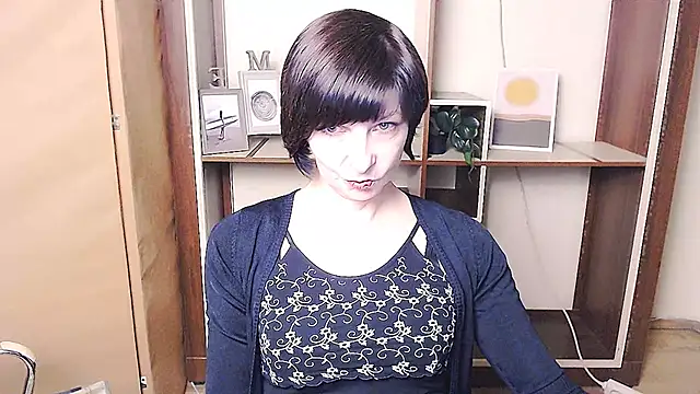  AngeliaFlow  online show from April 2026 08:04:02 AM