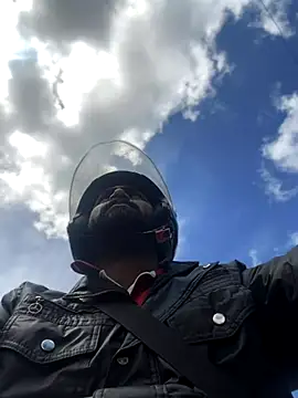 Snapshot of Rishwithr chatting on October 2025 05:21:02 AM Rishwithr online show from October 2025 05:21:02 AM