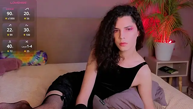 DamienLake online show from November 2025 08:18:01 PM