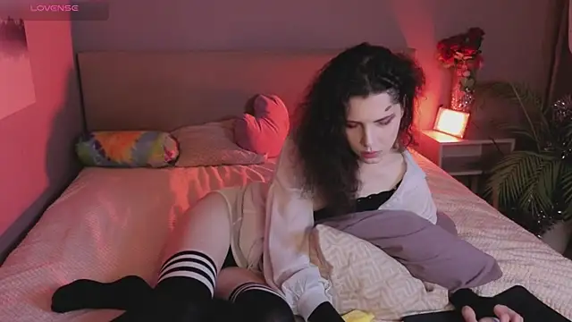 Snapshot of DamienLake chatting on March 2026 08:42:01 PM DamienLake online show from March 2026 08:42:01 PM