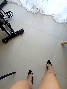 bambolina sexy1985 online show from April 2026 09:29:02 AM