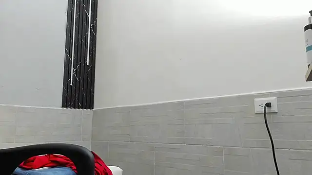 Luke davis01 online show from February 2025 04:37:02 PM