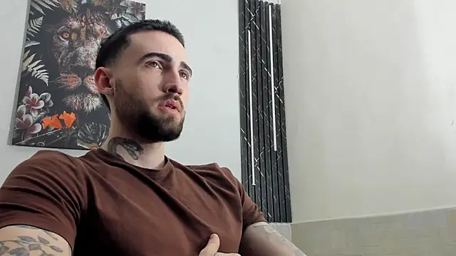 Luke davis01 online show from March 2025 01:17:01 PM