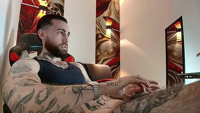 Snapshot of Luke_davis01 chatting on March 2026 01:05:02 PM Luke davis01 online show from March 2026 01:05:02 PM