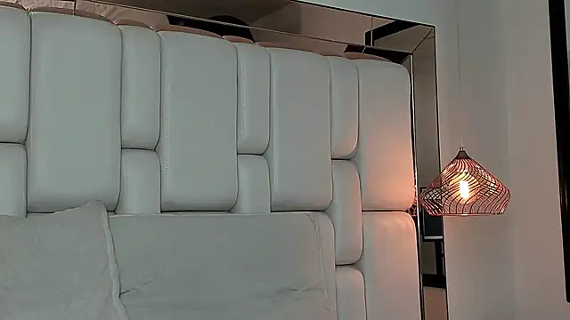 Snapshot of AngellsCollings chatting on February 2025 08:02:02 PM AngellsCollings online show from February 2025 08:02:02 PM