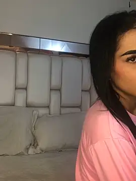 Snapshot of AngellsCollings chatting on February 2025 07:38:02 PM AngellsCollings online show from February 2025 07:38:02 PM