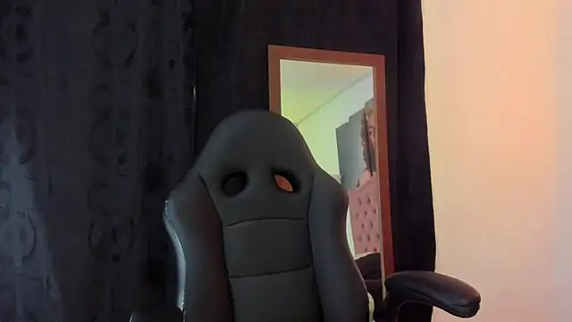 Sophia Brunett online show from February 2025 06:33:01 AM