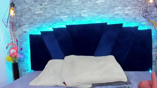 Snapshot of Sophia_Brunett chatting on April 2026 11:59:01 AM Sophia Brunett online show from April 2026 11:59:01 AM