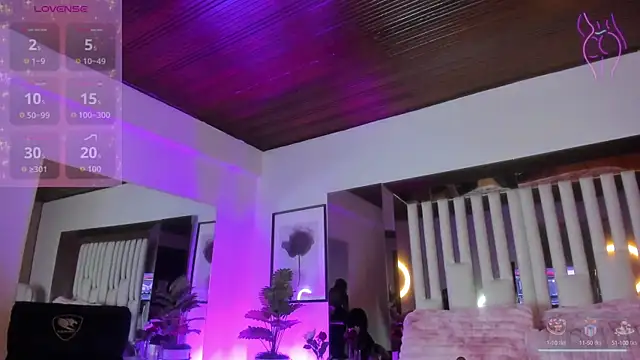 Snapshot of Cloee_Rainbow1 chatting on October 2025 11:40:02 AM Cloee Rainbow1 online show from October 2025 11:40:02 AM