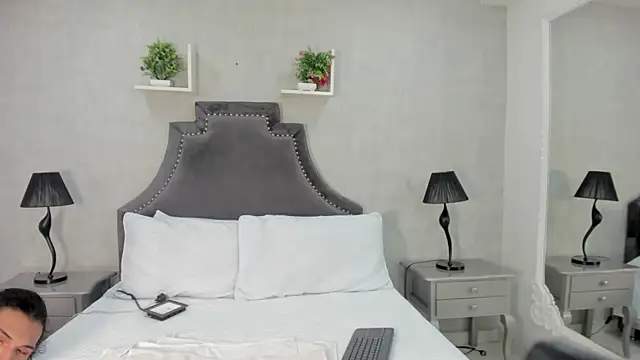 Snapshot of VictoriaBlackfire chatting on March 2025 04:43:02 AM VictoriaBlackfire online show from March 2025 04:43:02 AM