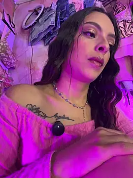 Skye Moore online show from May 2026 02:27:01 AM