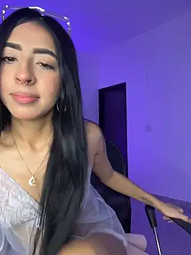 Snapshot of Mirandaa_Rogers chatting on July 2026 07:05:02 PM Mirandaa Rogers online show from July 2026 07:05:02 PM