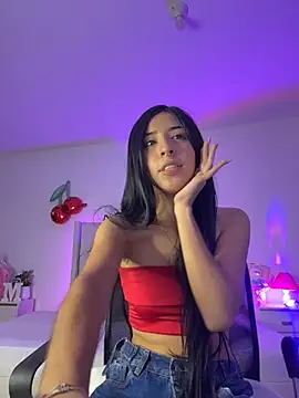 Snapshot of Mirandaa_Rogers chatting on July 2026 07:05:02 PM Mirandaa Rogers online show from July 2026 07:05:02 PM