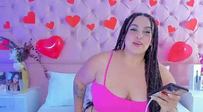 Snapshot of KourtneyEvans chatting on February 2025 11:25:02 PM KourtneyEvans online show from February 2025 11:25:02 PM