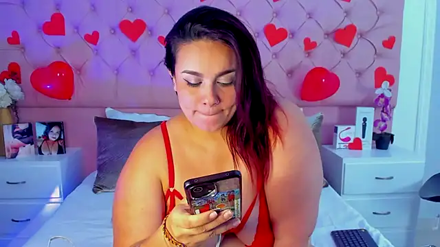 Snapshot of KourtneyEvans chatting on March 2025 06:01:02 PM KourtneyEvans online show from March 2025 06:01:02 PM