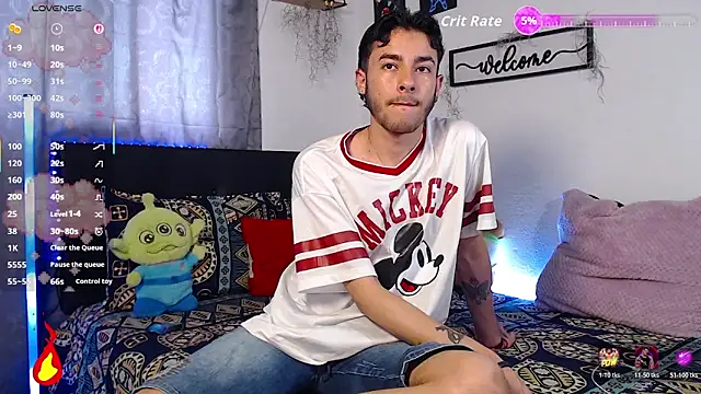 Snapshot of kyle_clint07 chatting on April 2026 03:46:02 PM kyle clint07 online show from April 2026 03:46:02 PM