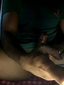 Snapshot of jimi-3011 chatting on November 2025 04:04:01 AM jimi-3011 online show from November 2025 04:04:01 AM