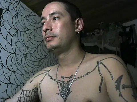 Snapshot of vampireathome chatting on April 2026 06:42:02 AM vampireathome online show from April 2026 06:42:02 AM