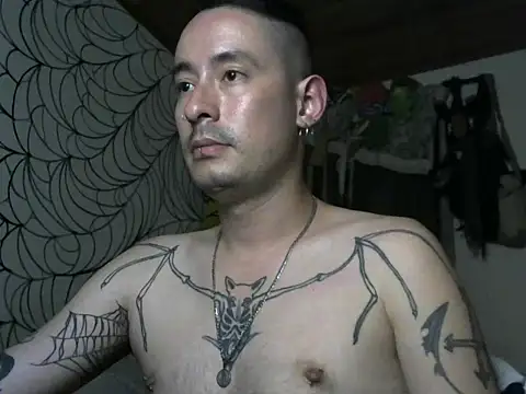 Snapshot of vampireathome chatting on June 2026 05:20:02 AM vampireathome online show from June 2026 05:20:02 AM